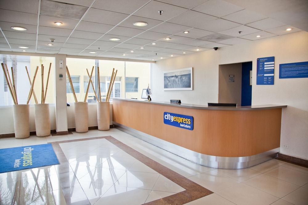 City Express By Marriott Reynosa Hotel Exterior photo